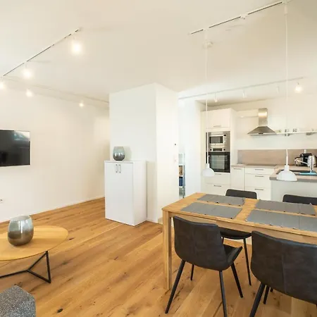 Apartamento Schicke Neubau-apartments I Zentral I Parkplatz I Aufzug I 1-8 Personen Eltville am Rhein